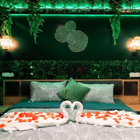 L'Oasis Tropicale, Jacuzzi, Love Room Roppenheim Zewnętrze zdjęcie