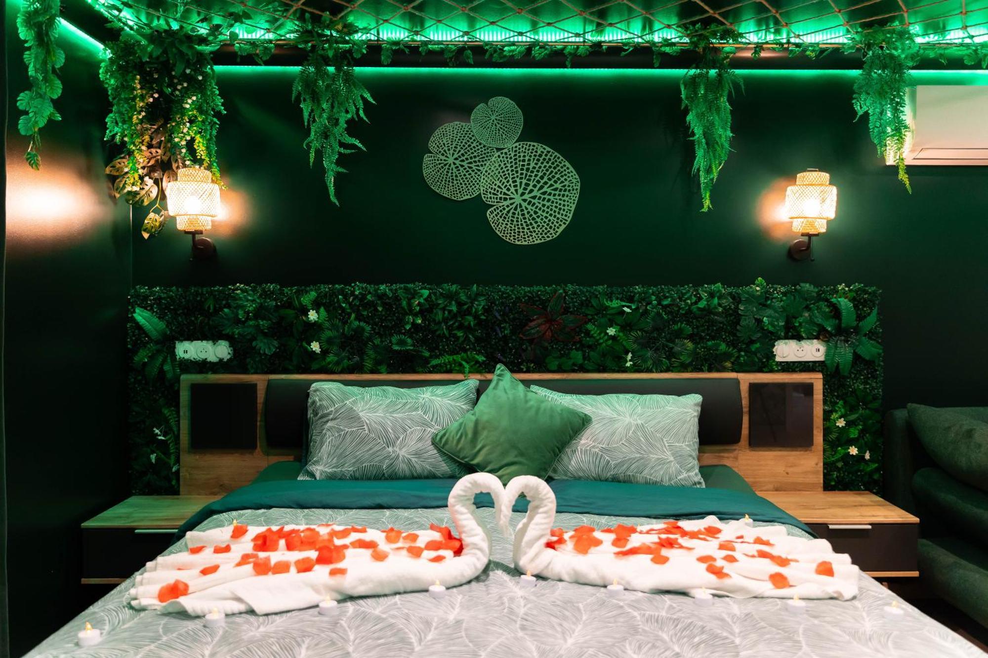 L'Oasis Tropicale, Jacuzzi, Love Room Roppenheim Zewnętrze zdjęcie